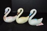 3 Swans Hand painted and Signed: Luster White  10th Anniversary - Fenton