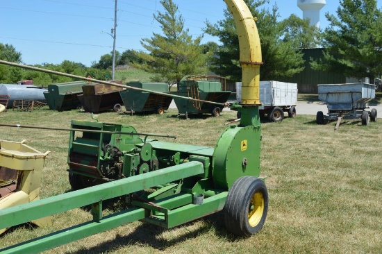 John Deere 35 Pull Behind Chopper