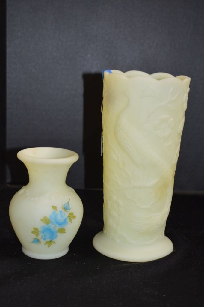 Lot 8 Custard Vase Peacock Pattern By Fenton Small Hand