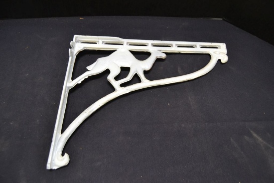 Cast Iron - White Camel Sign Mount/Wall Bracket