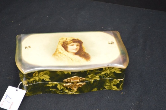 Dresser Box w/ Portrait of Lady - for Woman's Grooming Items