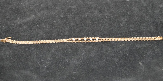 14K Gold Twisted Rope Bracelent, 7" w/ 5 Small Diamonds