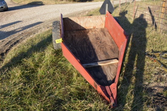 Single Axle Pull Behind Cart with Tail Gate