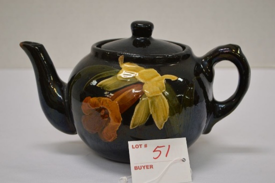 Unmarked "Black Tea Pot w/ Daffodil, 5 in. Tall - Chigger on Spout and Lid