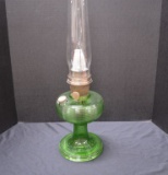 Green Beehive Model B Aladdin Lamp w/ Chimney