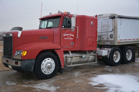 1995 Frightliner Truck, Showing 1,368,624 Miles, Red, Sleeper, Front Rubber