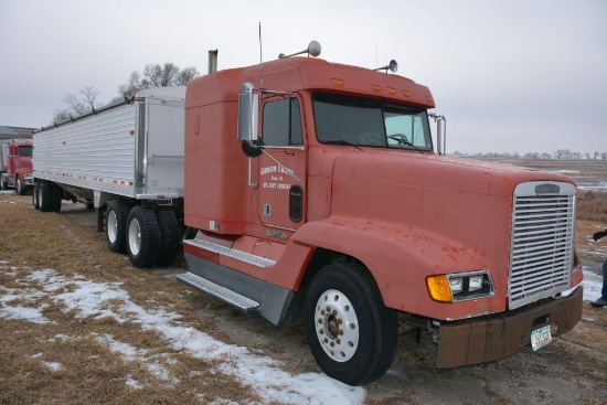 1990 Frightliner Truck, 253,265 Miles, Red, Sleeper, Front Rubber 11R24.5 @