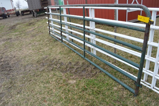 15ft Green Pipe Gate