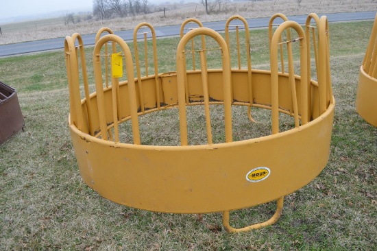 Yellow - Sioux Hay Feeder