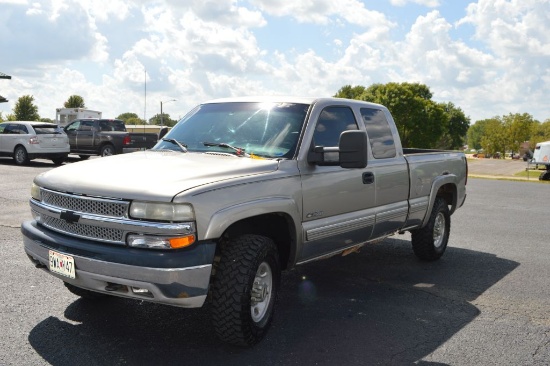 2000 Chevy 2500 Pickup, Extended Cab 6.0L Engine, 4WD, 192,400 miles, Mecha