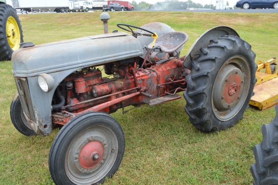 Ford 2N Tractor, Good Rubber, Runs Good, Needs Restored, SELLING WITH Servi