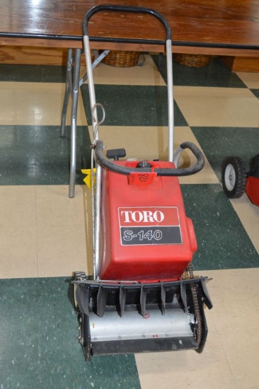 Toro S-140 14" Gas Powered Snow Blower, Electric Start (Needs Air Breather)