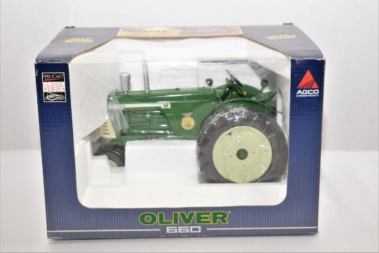 Iowa FFA Association 2007 Special Edition Oliver 660, 1/16th Scale, Stock #