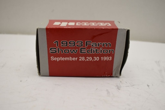 ERTL, Case IH 1993 Farm Show Edition September 28-30, 1993 Tractor, Stock #