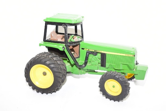 Ertl John Deere 4960 MFWD with Duals and Front Weights, No Box, 1/16th Scal