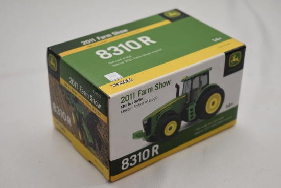Ertl 2011 Farm Show 13th In A Series Limited Edition of 5000 John Deere 831
