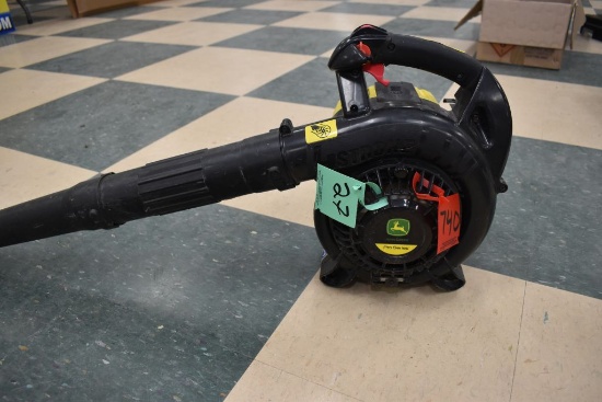 John Deere BTT 25 LE Gas Powered Leaf Blower