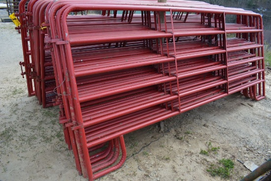 10 - Portable 12.6 ft Corral Panels w/ Feet (10 x Bid)