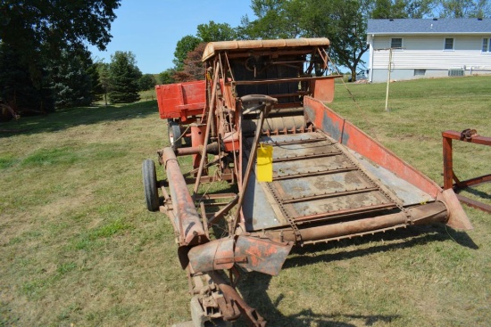 AC White Top Round Baler