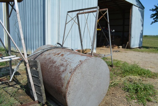 300 Gallon Fuel Tank On Stand