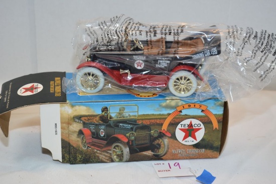 Ertl Collector Series #14, 1917 Maxwell Touring Car Bank, NIB