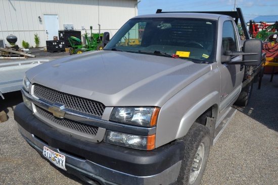 2004 Chevy 2500 Diesel, Flat Bed, Reg Cab, Gray/Silver, 50% On Tires, 229,000 miles, Good Clean Pick
