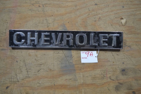 Chevrolet emblem /badge has 356099 in the casting