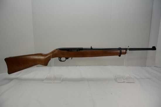 Ruger 10/22 Carbine, blued, hardwood stock, .22LR s/n 0019-00753