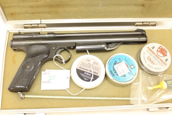 Crosman 130 Pellet Pistol in case, w/pellets