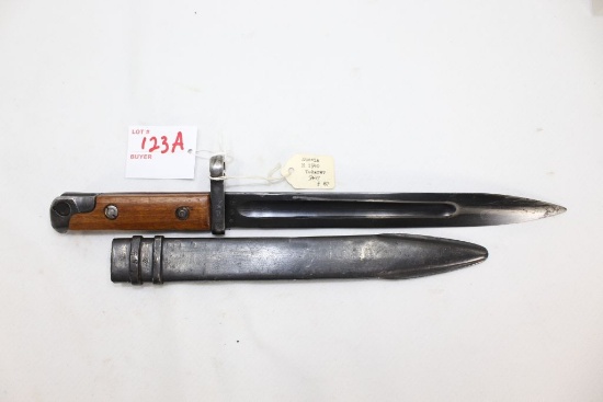 Russian Tokarev M1940 Bayonet, #5447 stamped on bayonet, #959 stamped on scabbard