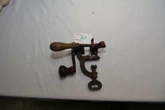 Vintage shotshell hand reloader, 16 gauge