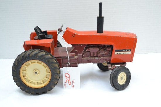 1/16 Scale Allis-Chalmers 7030 Wide Front Toy Tractor; Used; No Box