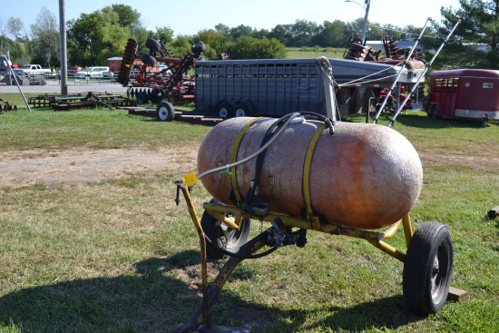 Pull Type Sprayer, 250 Gallon Approx. 25' Booms Approx. PTO Pump, Unknown Working Condition, Tank Ho