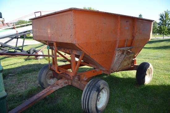 Bradford Gravity Wagon, 165bu