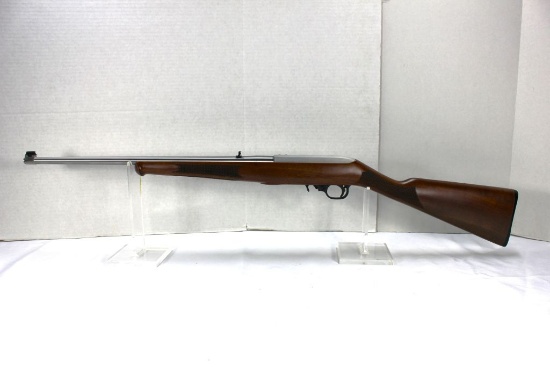 Ruger Model 10/22 .22 LR 2/20" BBL; Soft Case; SN 359-76084