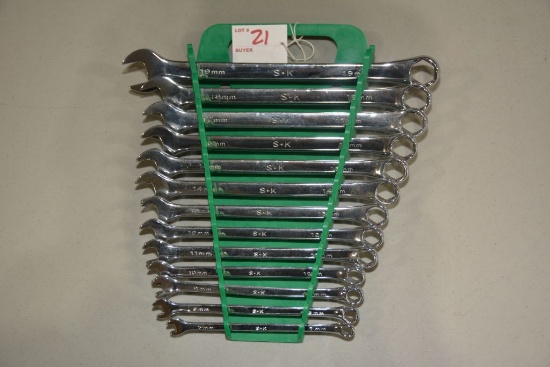 SK Metric 7mm to 19mm 13-Piece Open End Wrench Set; 14" Max. Length; Like New