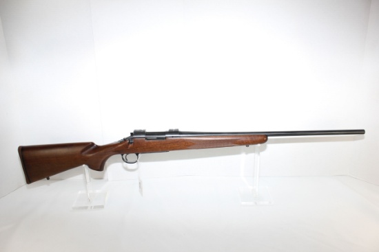 Remington 700 Classic BDL 7mm-08 Cal. Bolt Action Rifle w/Jeweled Bolt, Checkered Walnut Stock, and
