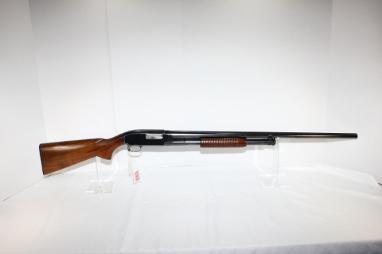 Winchester Model 12 12 Ga. 2-3/4" Cham. Shotgun w/Full Choke, Solid Rib 30" BBL; SN 1512166; Very Go
