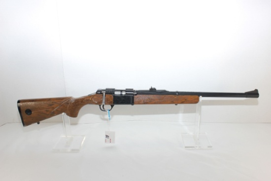 Daisy Model 2202 .22 LR Bolt Action Rifle w/Octagon BBL, Plastic Stock, 4 Magazines, and Soft Case;