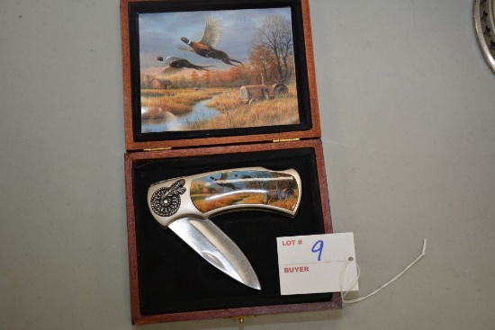 Stainless Presentation Knife in Box with Pheasant Logs; Made in China