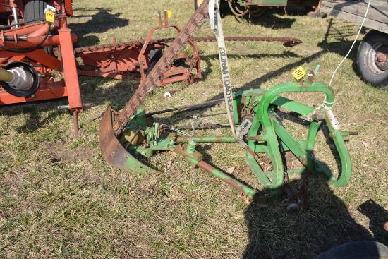John Deere 350 Mower, 9'