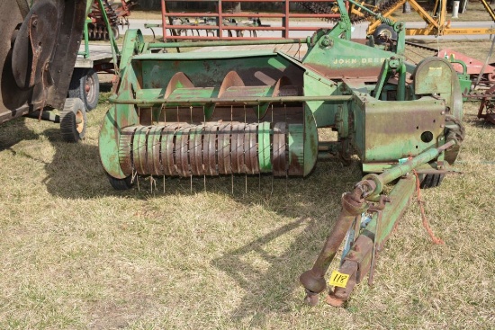 John Deere 14T Square Baler