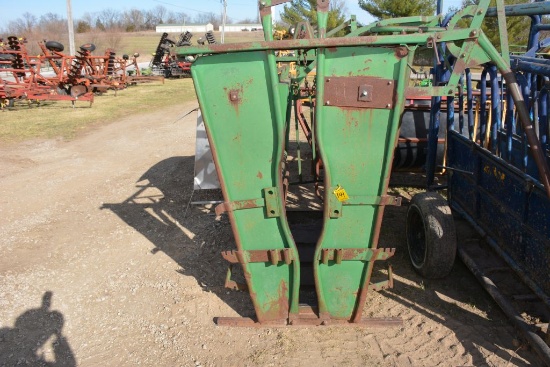 Powder River Catch Chute, Good Floor, Good Paint