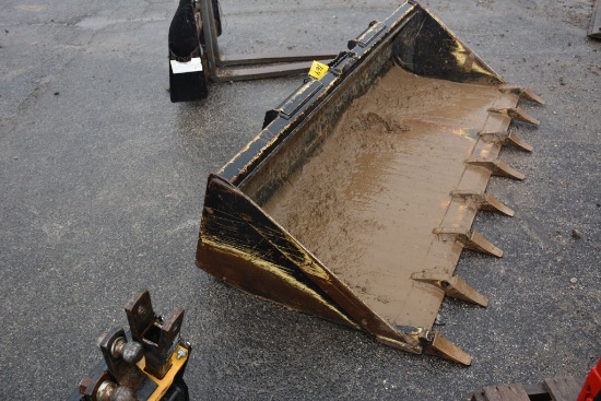Tooth Bucket For 333g Skid Loader