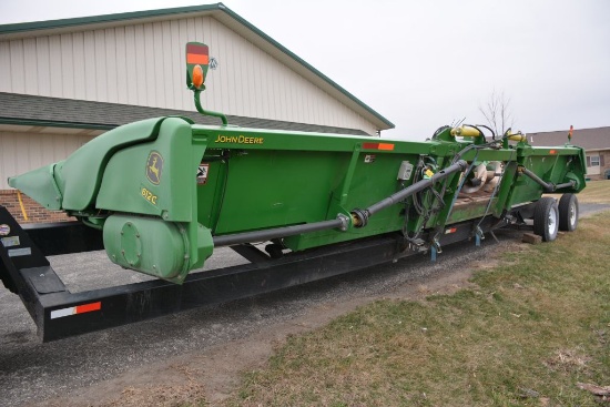 2012 late John Deere 612c Split-Flex Corn Head, Stock Devestors on 6 Rows, 5 Head Site Split-Flex He