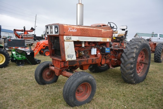 International Harvester 1066, Open Station, White Stripe, 1 New Back Tire, Other 50%