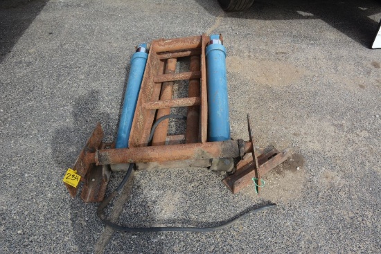 2- Hydraulic Hoist Cylinders Off 10 Wheeler