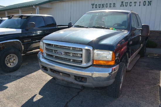 1999 Ford F-250, V-10, 4x4, New Automatic Trans, 166,000 Miles, Green and Gray In Color, Ball Hitch,
