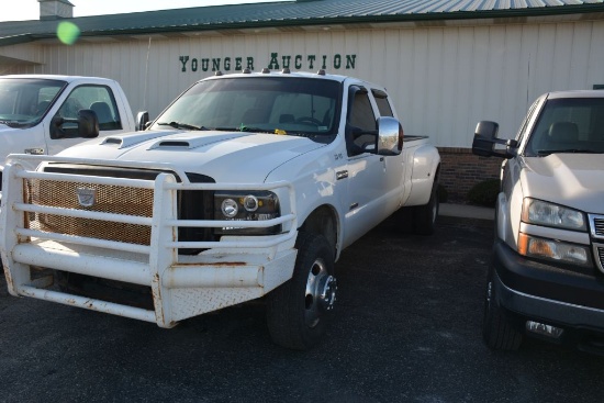 2006 Ford F350, Dully, 4x4, 6.0 Diesel, White In Color, Good Rubber, Some Rust, 235,000 Miles
