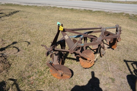 Ford 4-14" Plow, 3pt